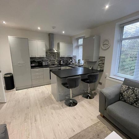 Spacious 2 Bedroom Apartment Liverpool Exteriör bild